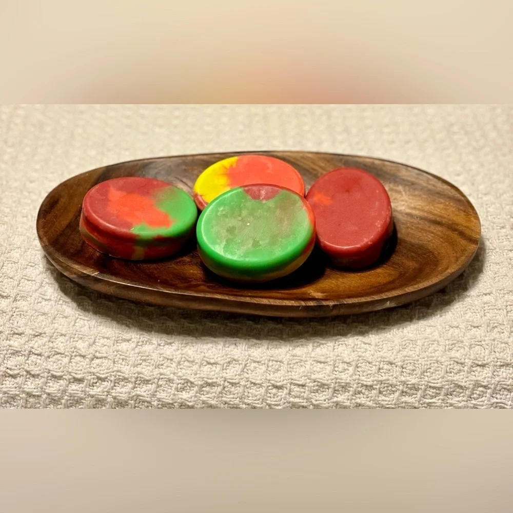 One set left- Hand crafted set of two artisan guest soaps - Picture 4 of 6
